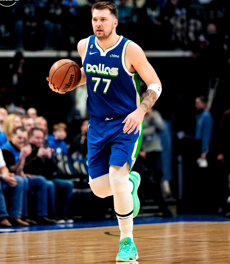 万博app-锐不可当引发热议！，东契奇在TL比赛中反败为胜气势如虹延续-万博app