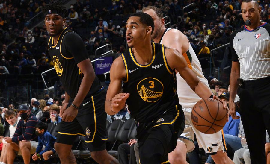 欧篮联赛程吃紧，金州勇士今夜扳平良机，更衣室稳定，阵容厚度经受考验